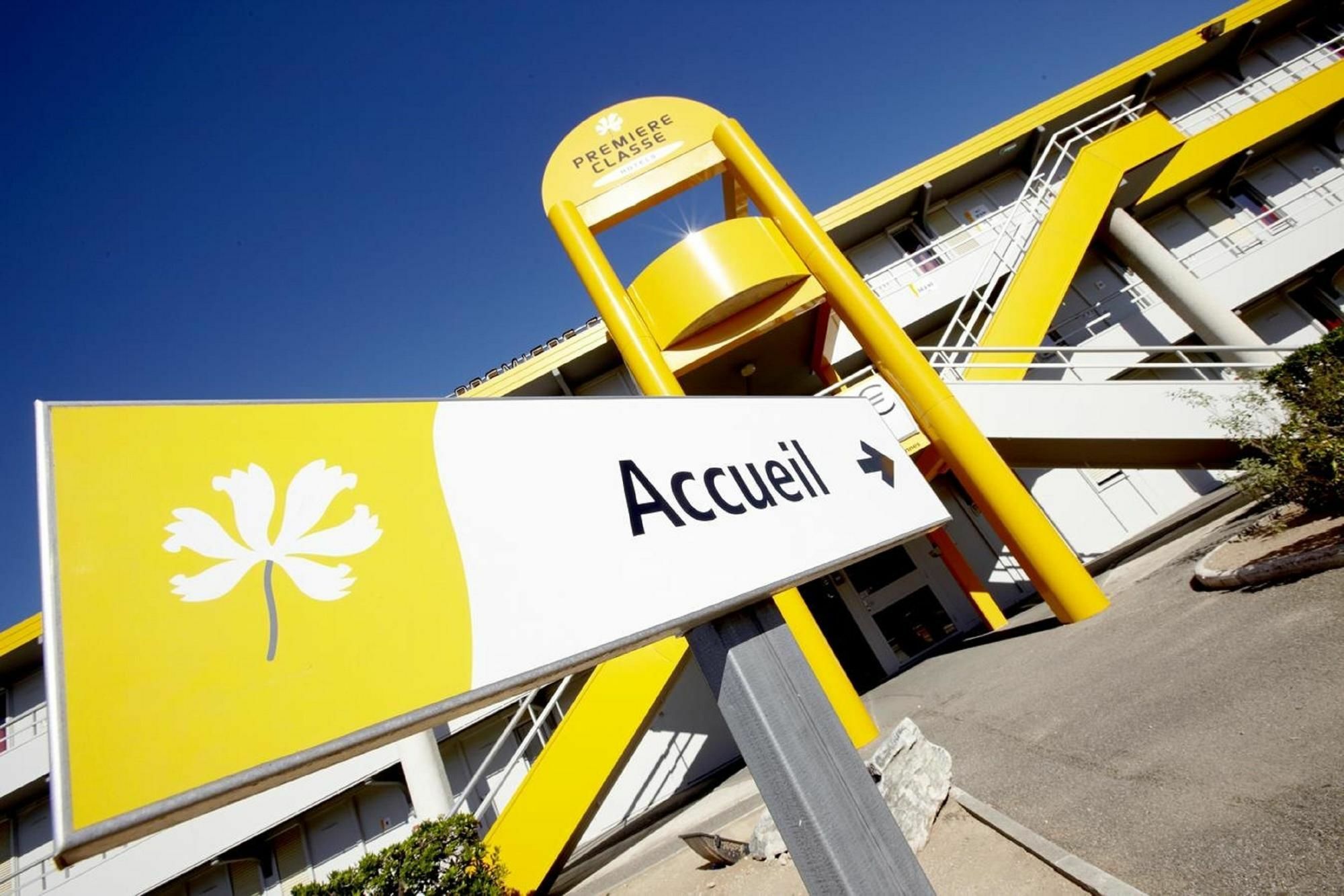 Premiere Classe Aeroport Marseille Витроль Экстерьер фото