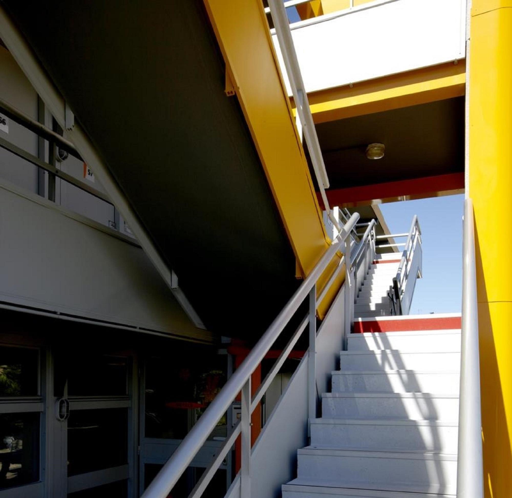 Premiere Classe Aeroport Marseille Витроль Экстерьер фото